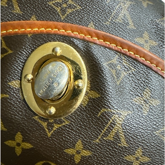 USED AUTHENTIC LOUIS VUITTON Monogram Tolum GM Shoulder Bag - Picture 5 of 11